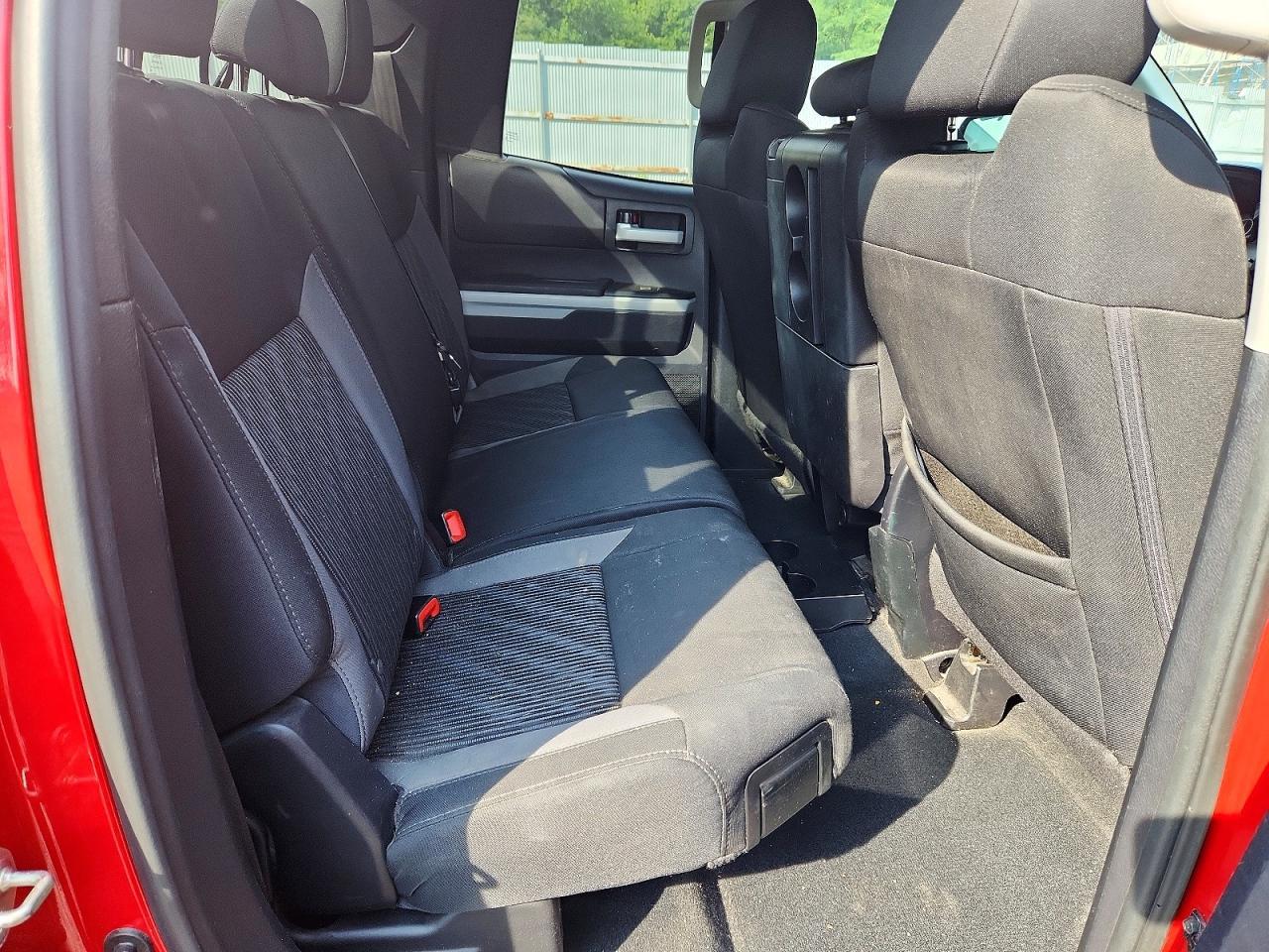 2016 Toyota Tundra SR5