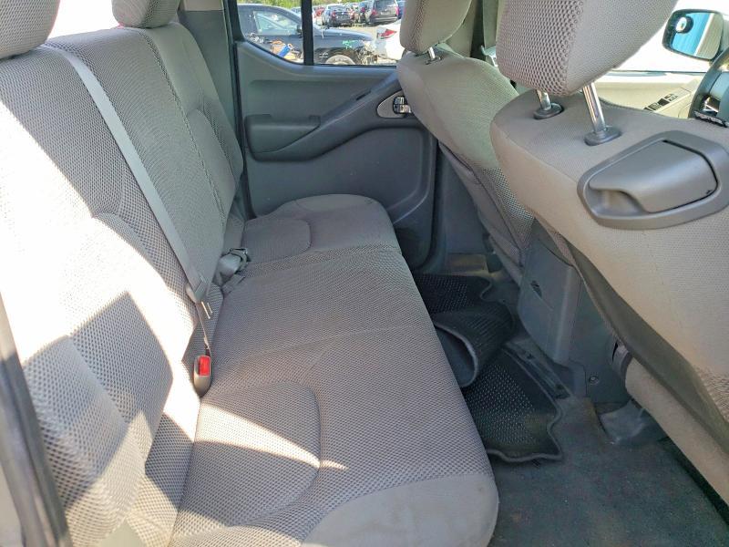 2010 Nissan Frontier Crew Cab SE