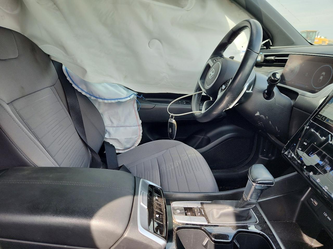 2023 Hyundai Santa Cruz SEL Premium