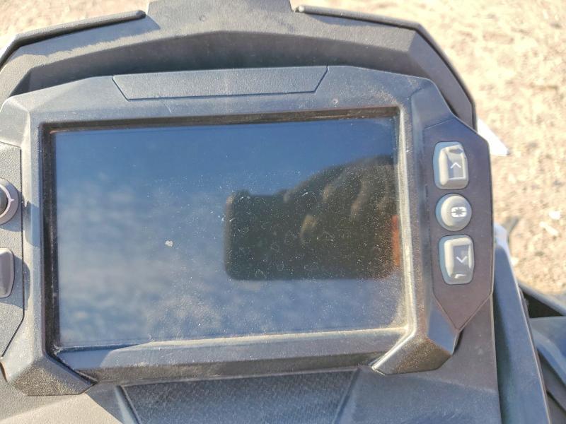 2022 Polaris Snow W/TRL