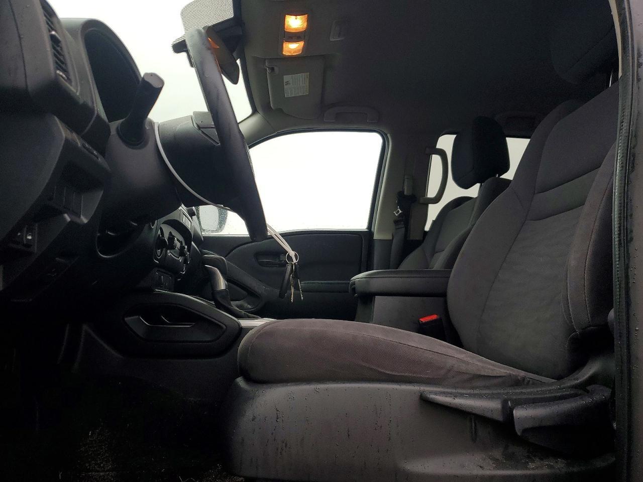 2023 Nissan Frontier S
