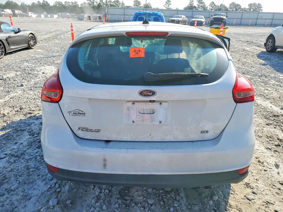 2018 Ford Focus se