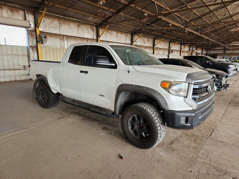2014 Toyota Tundra SR