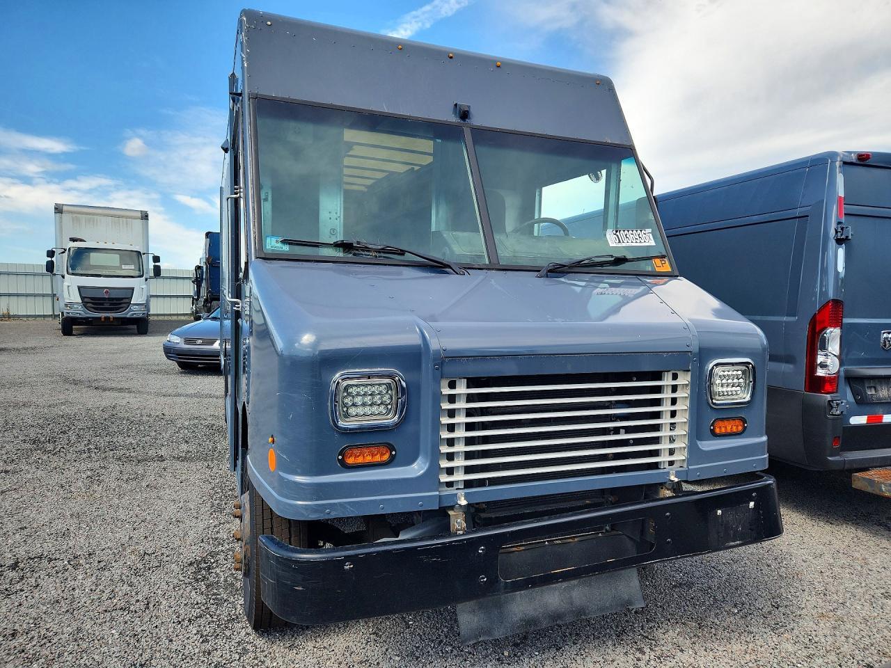 2021 Freightliner MT45G Chassis Delivery Van