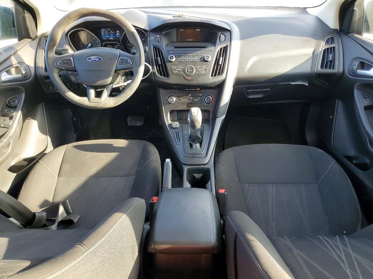2015 Ford Focus se