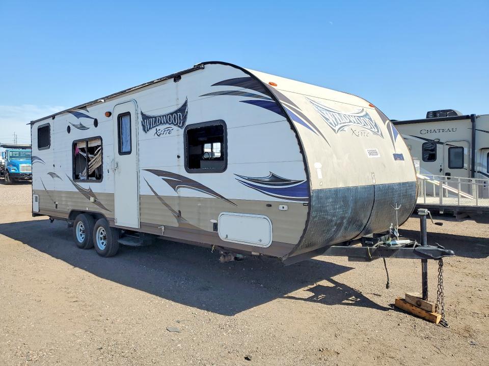 2015 Forest River Wildwood X-LITE Camper