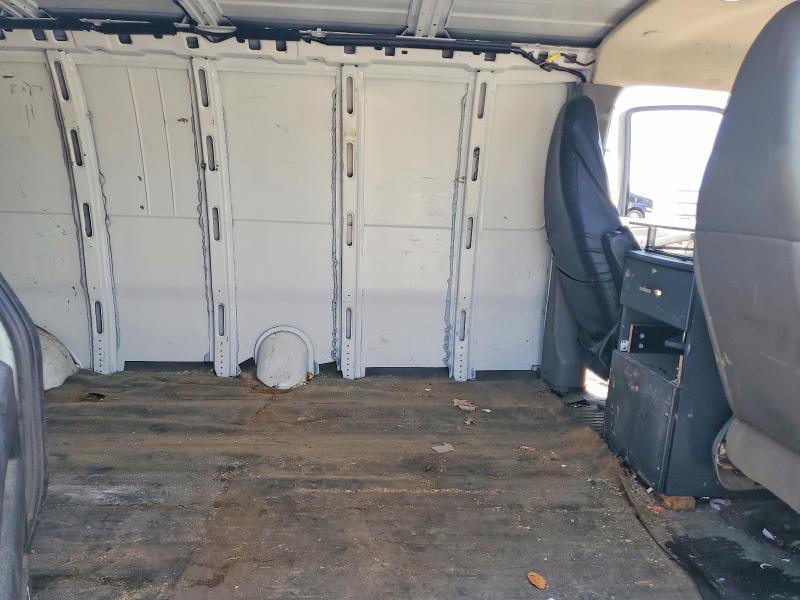 2017 Chevrolet Express G2500