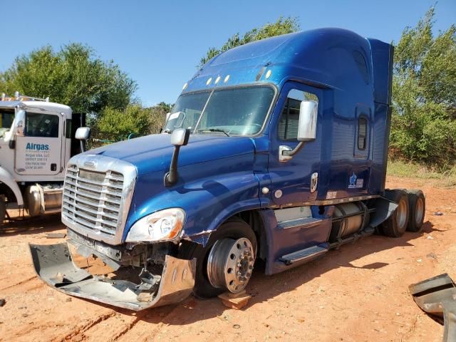 2014 Freightliner Cascadia 125