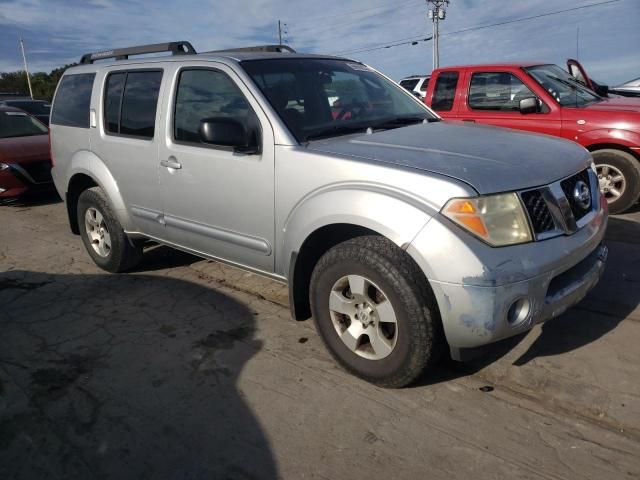 2006 Nissan Pathfinder LE