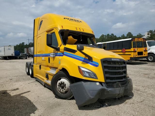 2022 Freightliner Cascadia 126