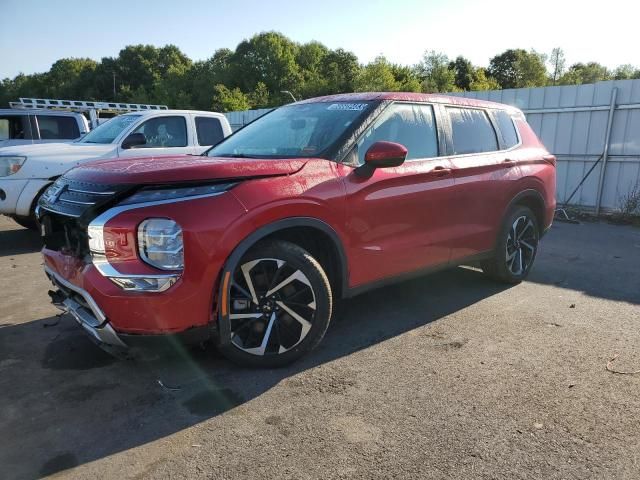 2023 Mitsubishi Outlander SE