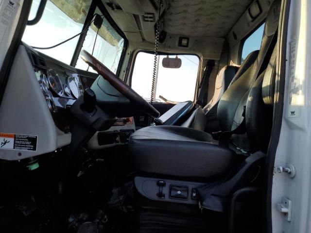 2017 Western Star 5700 XE