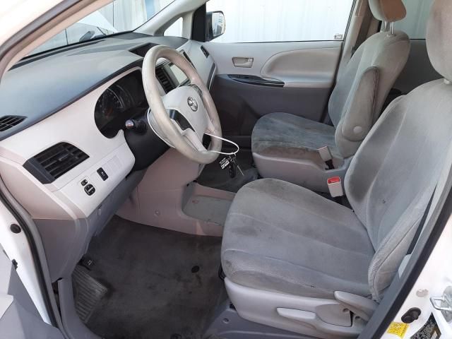 2013 Toyota Sienna