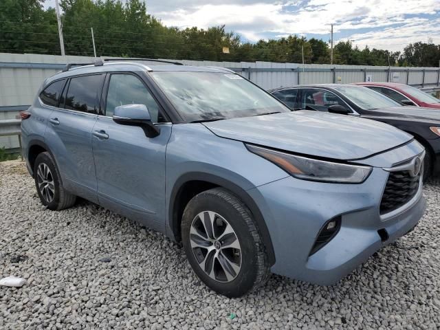 2021 Toyota Highlander XLE