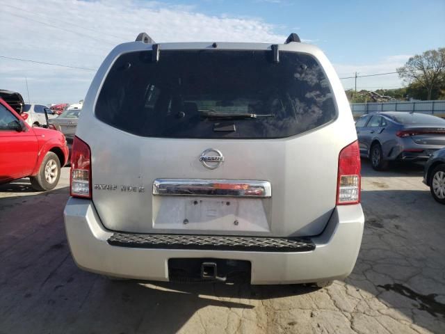 2006 Nissan Pathfinder LE