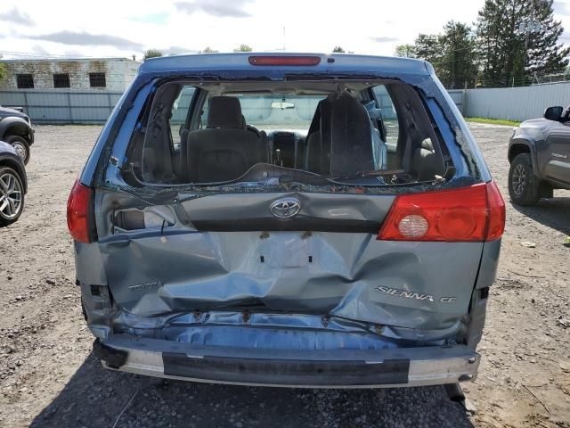 2009 Toyota Sienna ce