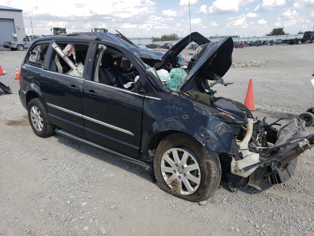 2013 Chrysler Town & Country Touring