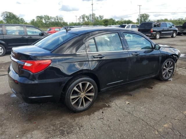 2014 Chrysler 200 Limited