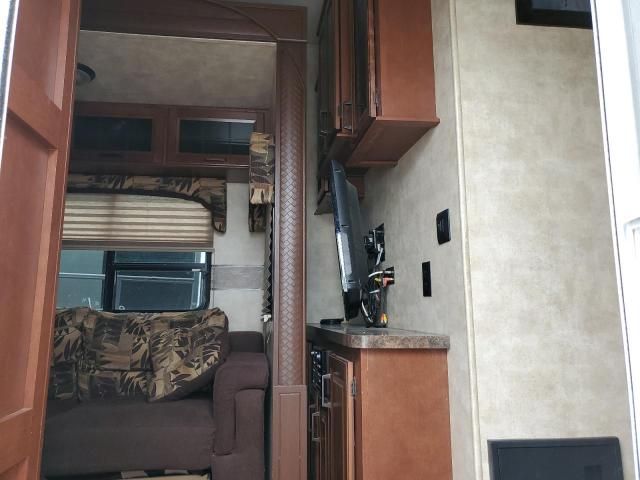 2013 Forest River 5th Wheel