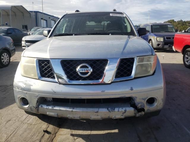 2006 Nissan Pathfinder LE