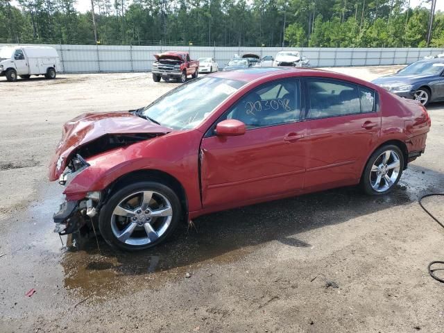 2004 Nissan Maxima SE