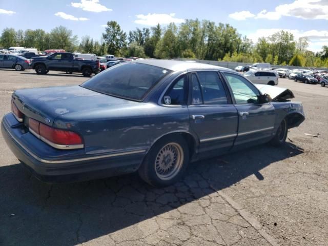 1997 Ford Crown Victoria LX