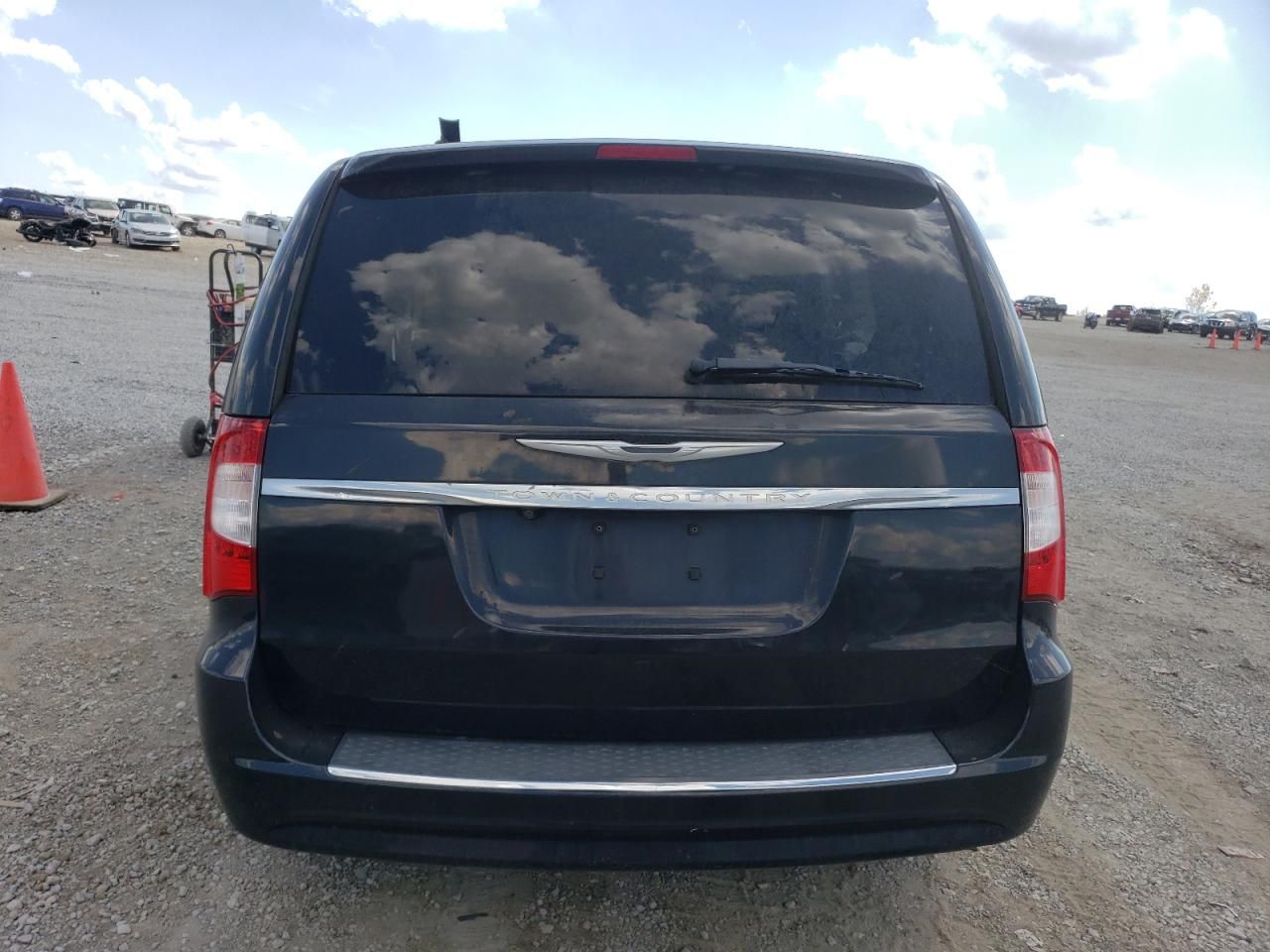 2013 Chrysler Town & Country Touring