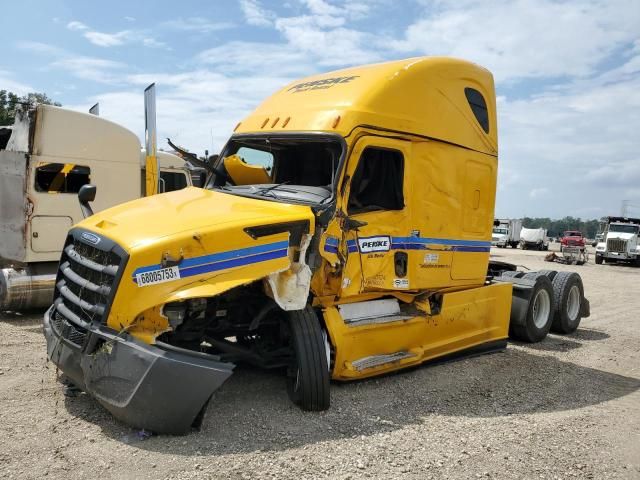 2022 Freightliner Cascadia 126