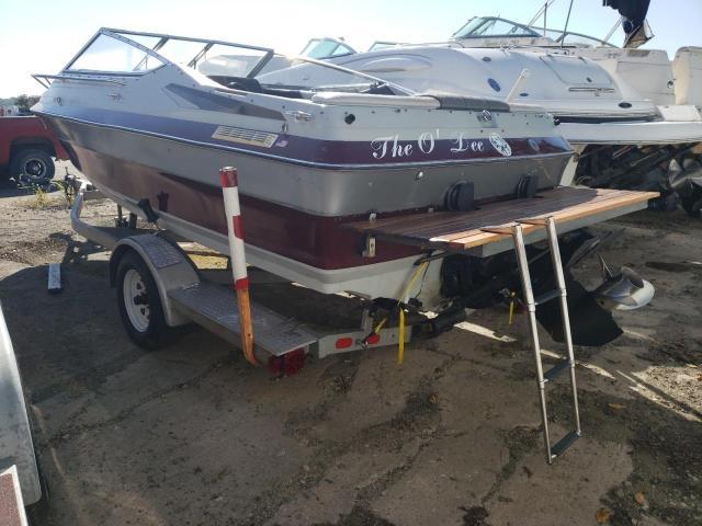 1989 Maxum Boat