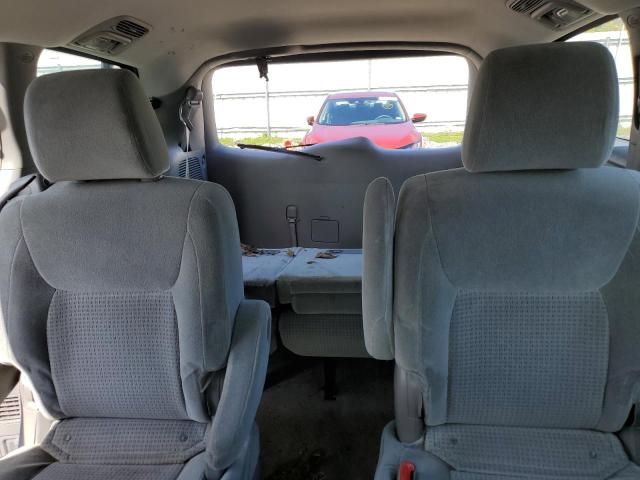 2009 Toyota Sienna ce