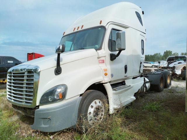 2017 Freightliner Cascadia 125