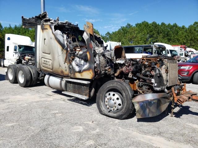 2013 Freightliner Cascadia 125