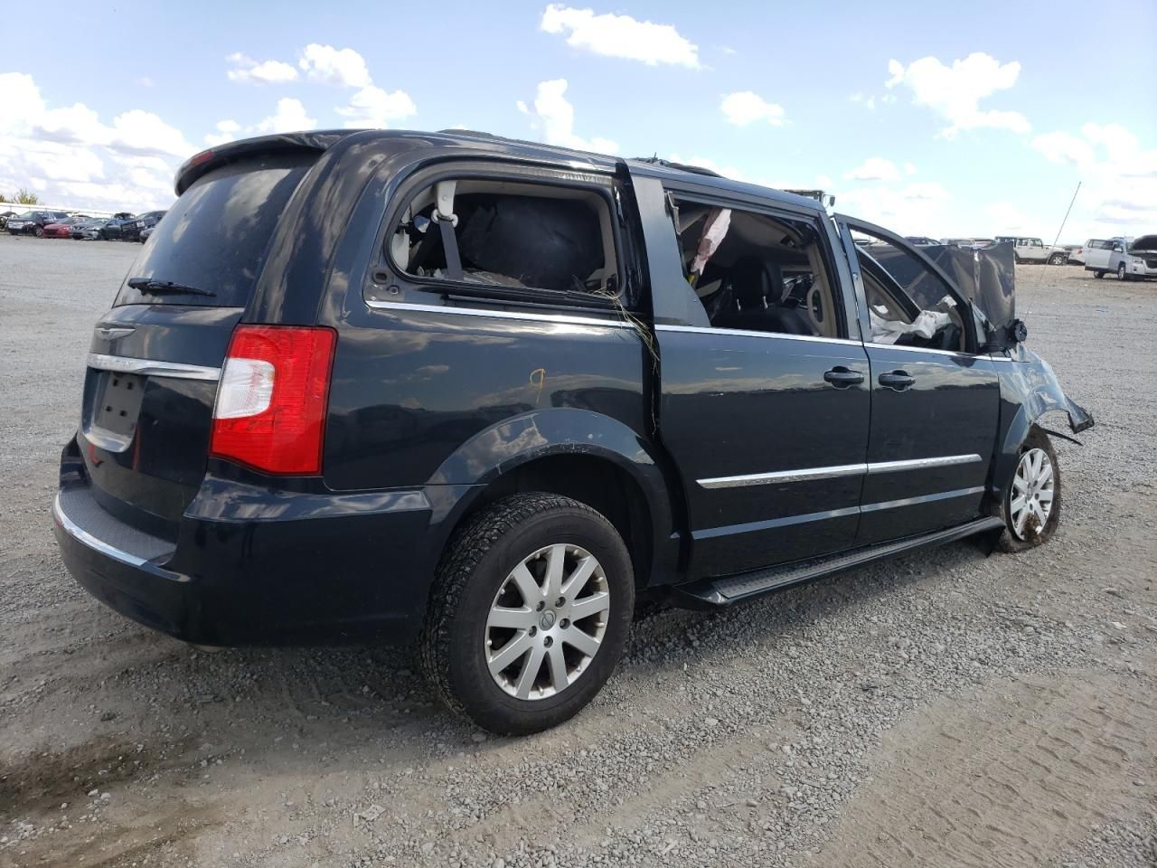 2013 Chrysler Town & Country Touring