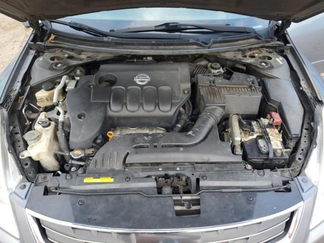 2010 Nissan Altima Base