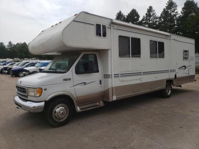 2002 Coachmen 2002 Ford Econoline E450 Super Duty Cutaway Van