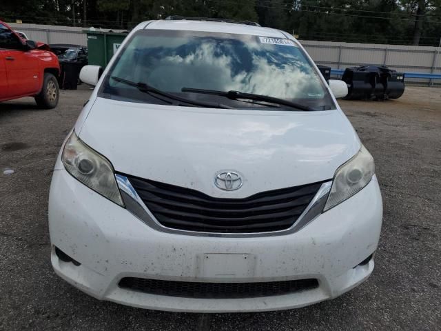 2012 Toyota Sienna LE