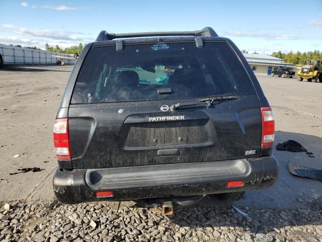 2004 Nissan Pathfinder LE