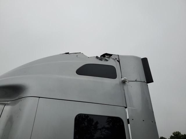 2020 International LT625