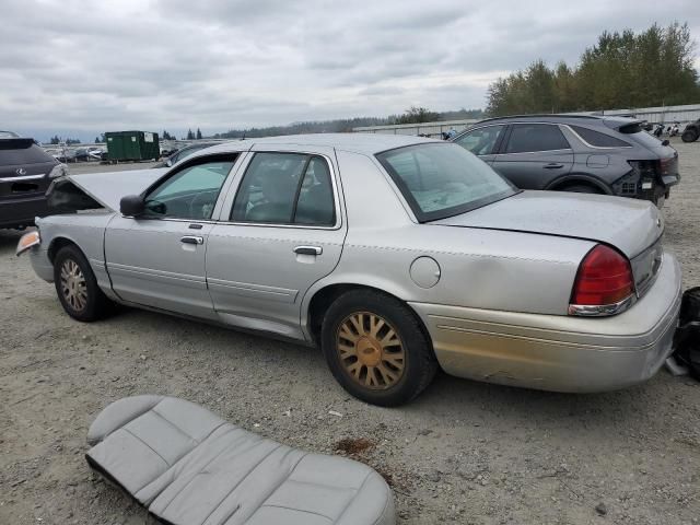 2003 Ford Crown Victoria LX