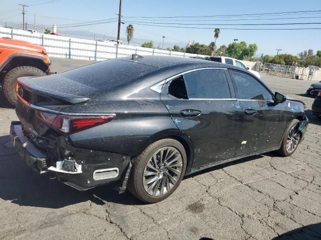 2024 Lexus ES 300H Base