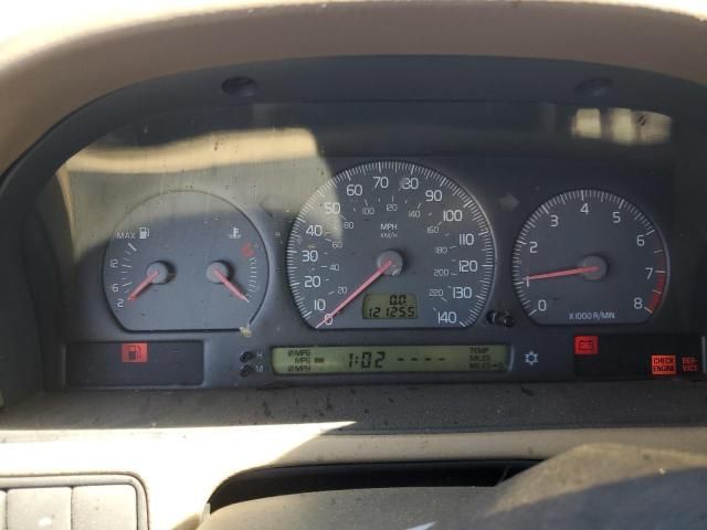 2000 Volvo V70 XC