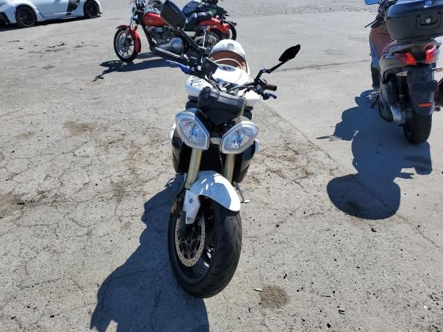 2014 Triumph 2014 Triumph Motorcycle Street Triple