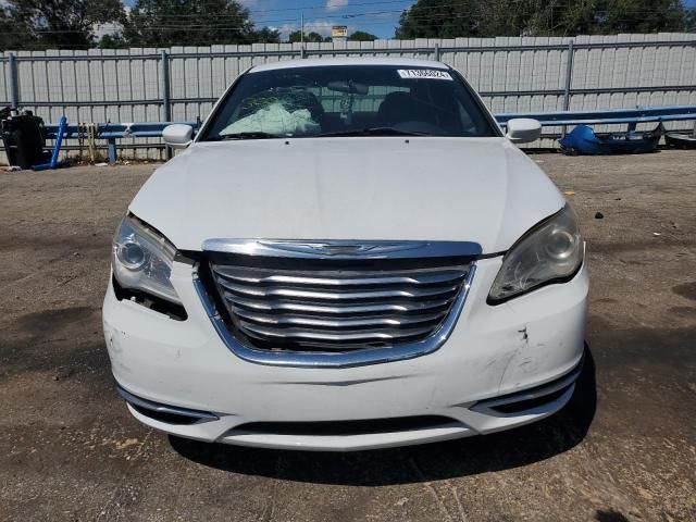 2013 Chrysler 200 LX