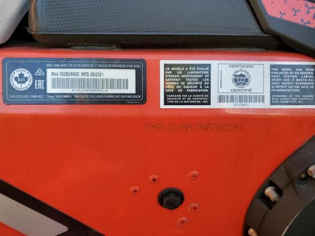 2022 Lynx Snowmobile