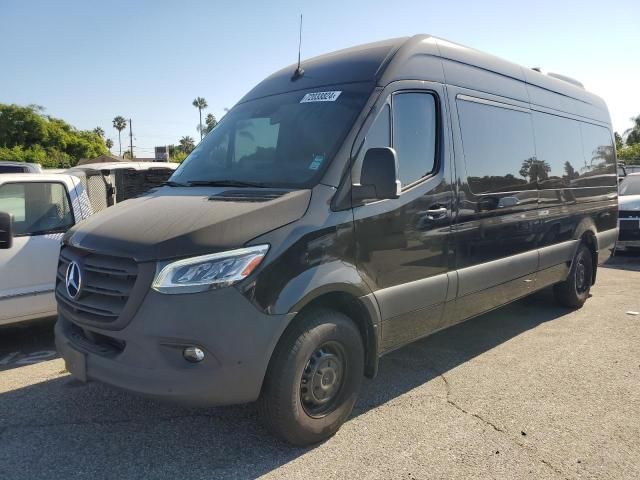 2023 Mercedes-Benz Sprinter 2500