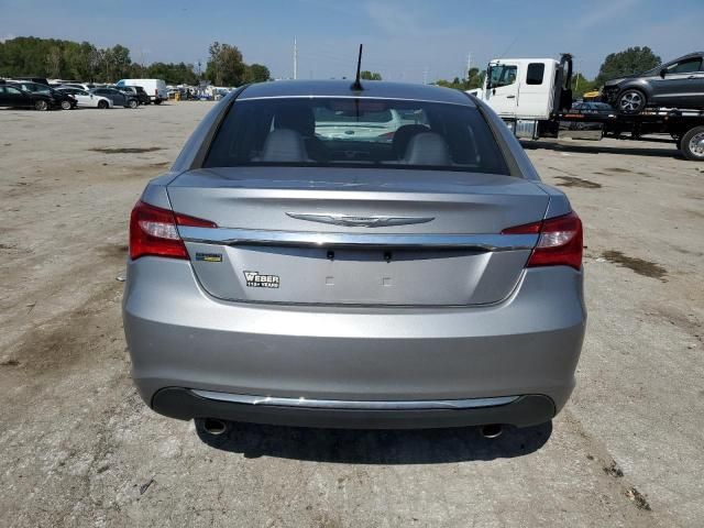 2013 Chrysler 200 Touring