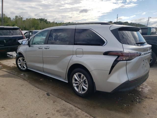 2024 Toyota Sienna XLE