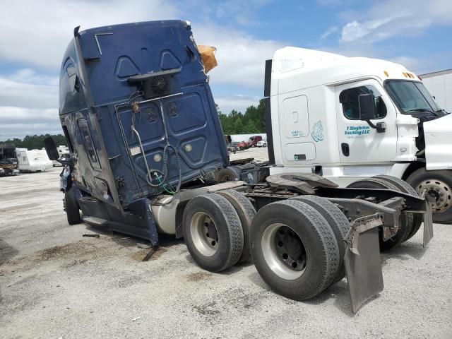 2016 Freightliner Cascadia 125