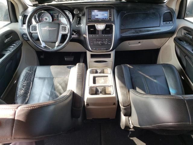 2012 Chrysler Town & Country Touring