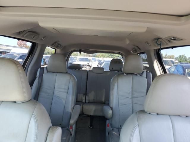 2011 Toyota Sienna XLE